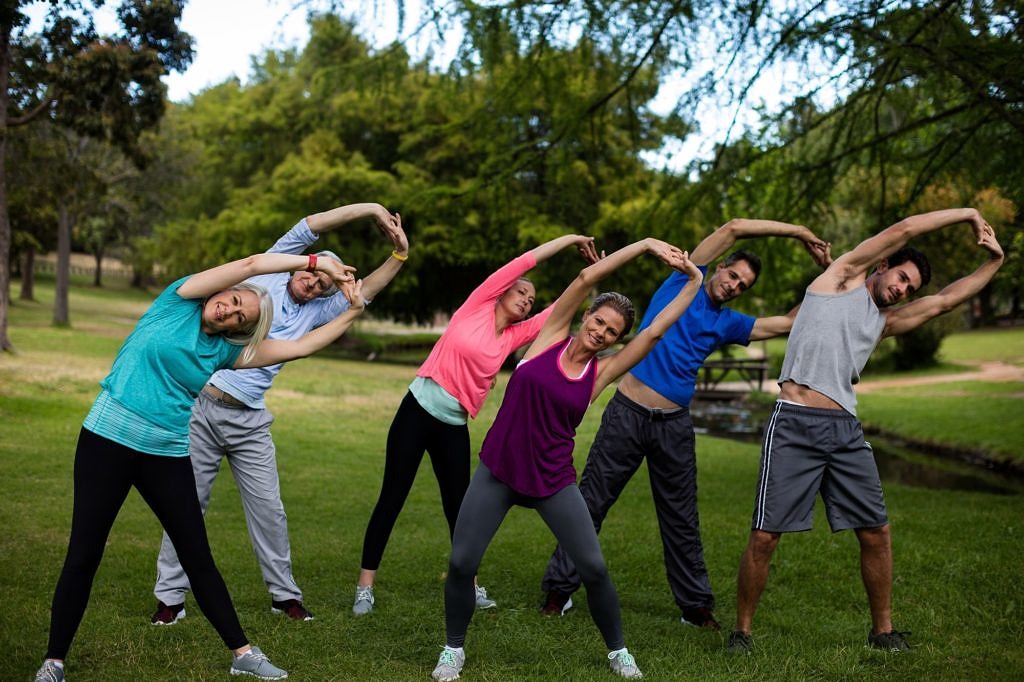 Stretching im Park