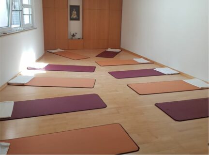 Zum Artikel "Nürnberg – Hatha Yoga in der Mittagspause"